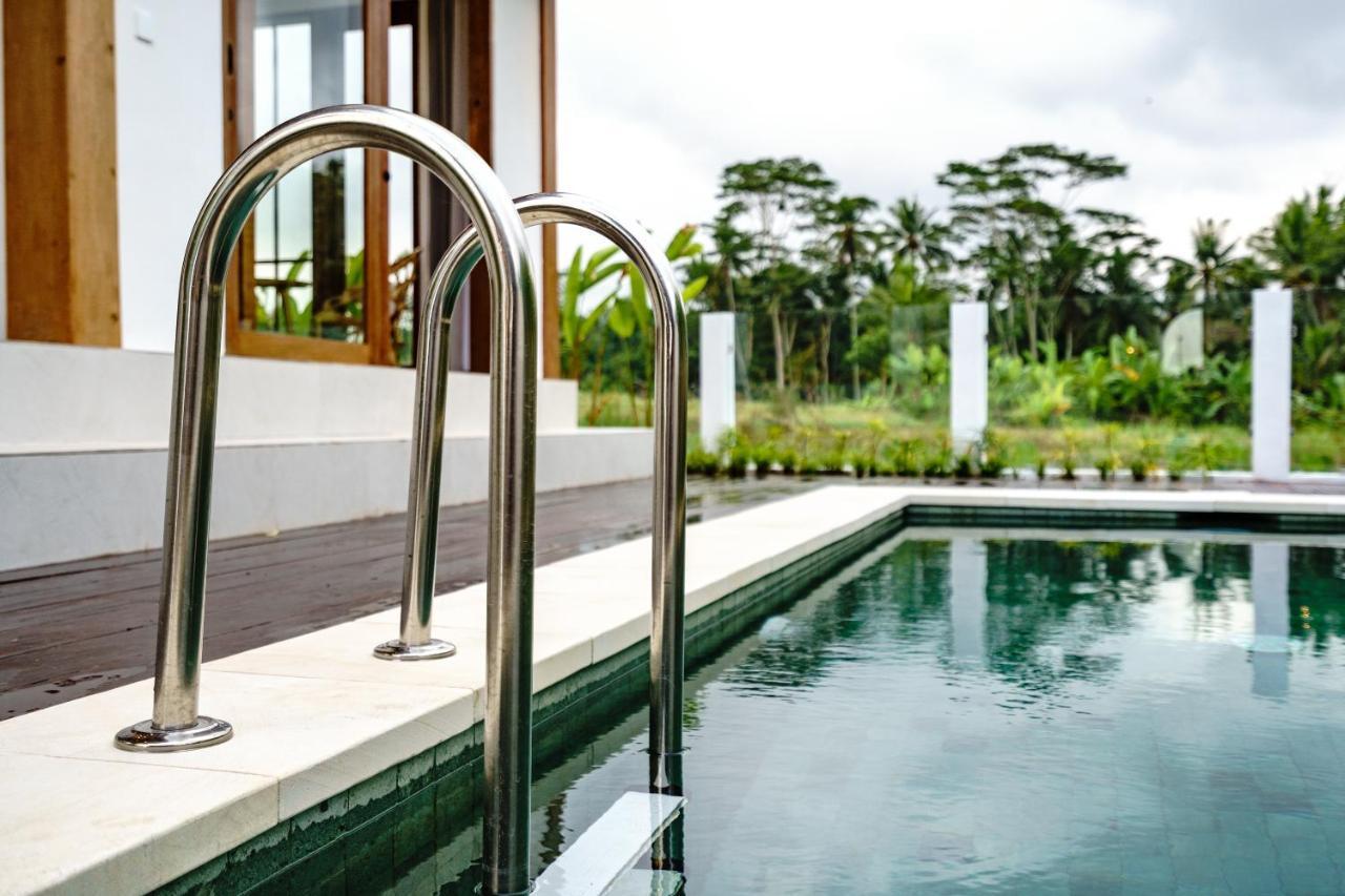 Tembaga Villa By Evdekimi - Designer Villa With Pool And Breathtaking Rice Field View - Long Stay Extras Pousada