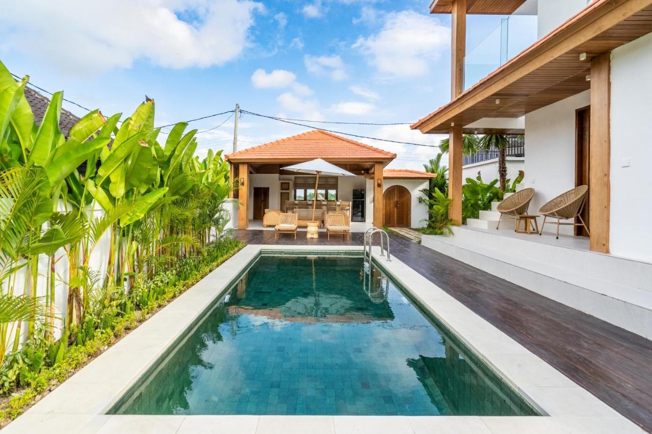 Pousada Tembaga Villa By Evdekimi - Designer Villa With Pool And Breathtaking Rice Field View - Long Stay Extras Ubud