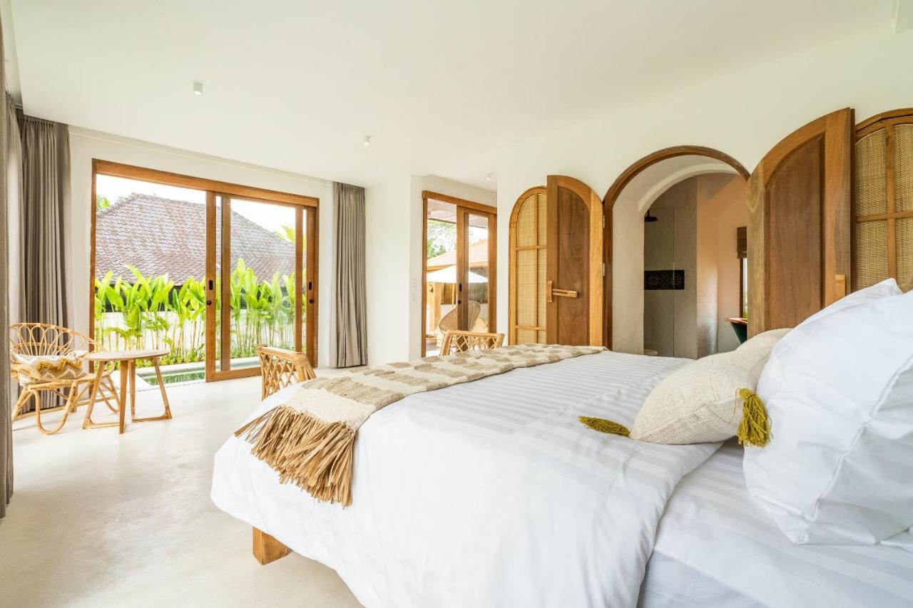 Pousada Tembaga Villa By Evdekimi - Designer Villa With Pool And Breathtaking Rice Field View - Long Stay Extras *
