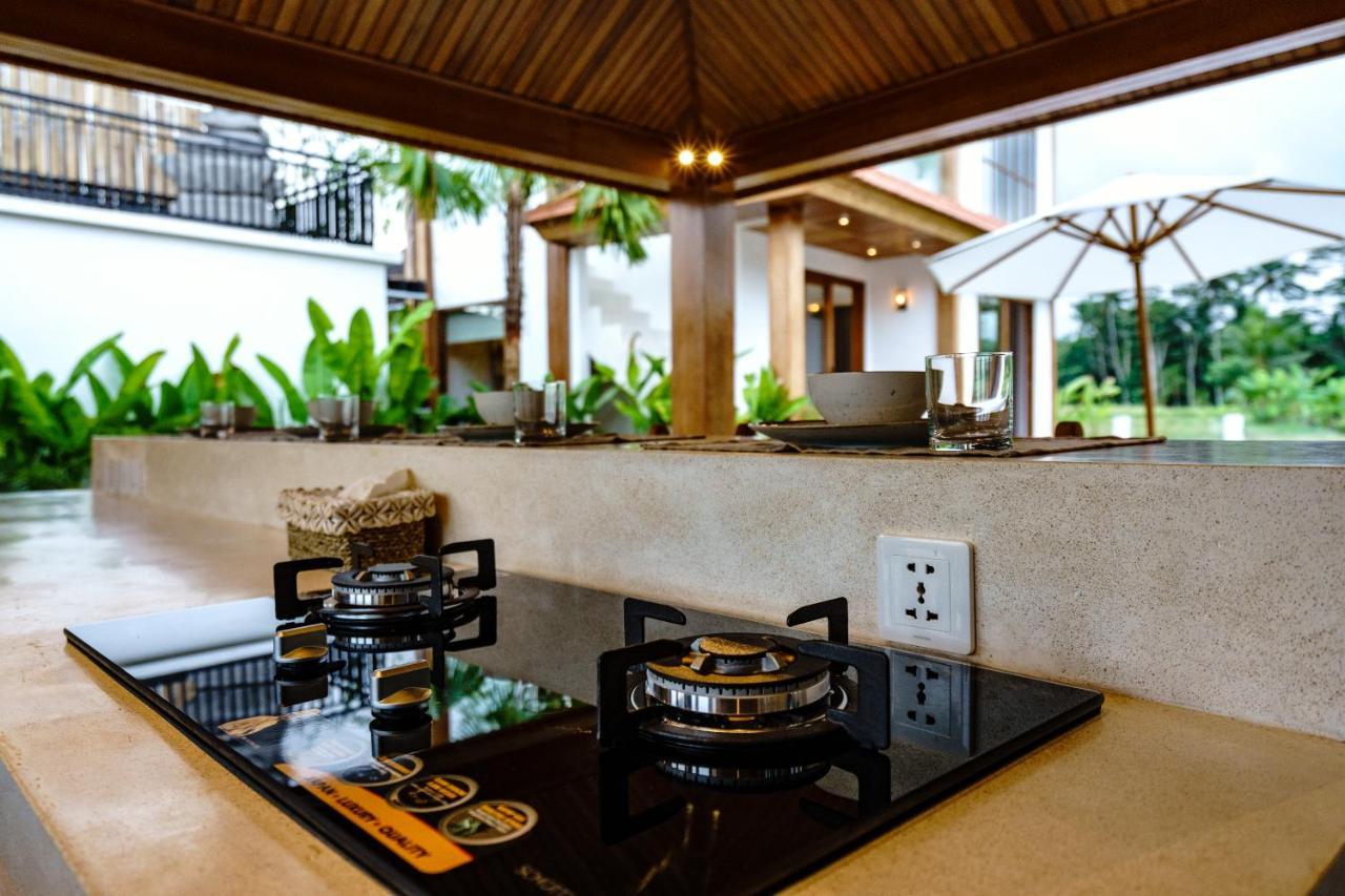 Tembaga Villa By Evdekimi - Designer Villa With Pool And Breathtaking Rice Field View - Long Stay Extras Ubud